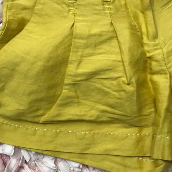 ‎Anthropologie mustard cuff pleated shorts - Picture 4 of 5